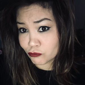 Meet your Posher, Valerie